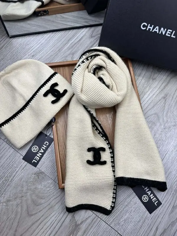 chanel hat and echapres set s_12553401